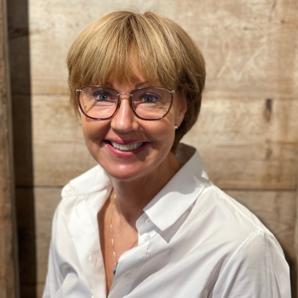 Ada Rokeby Om oss – Seie